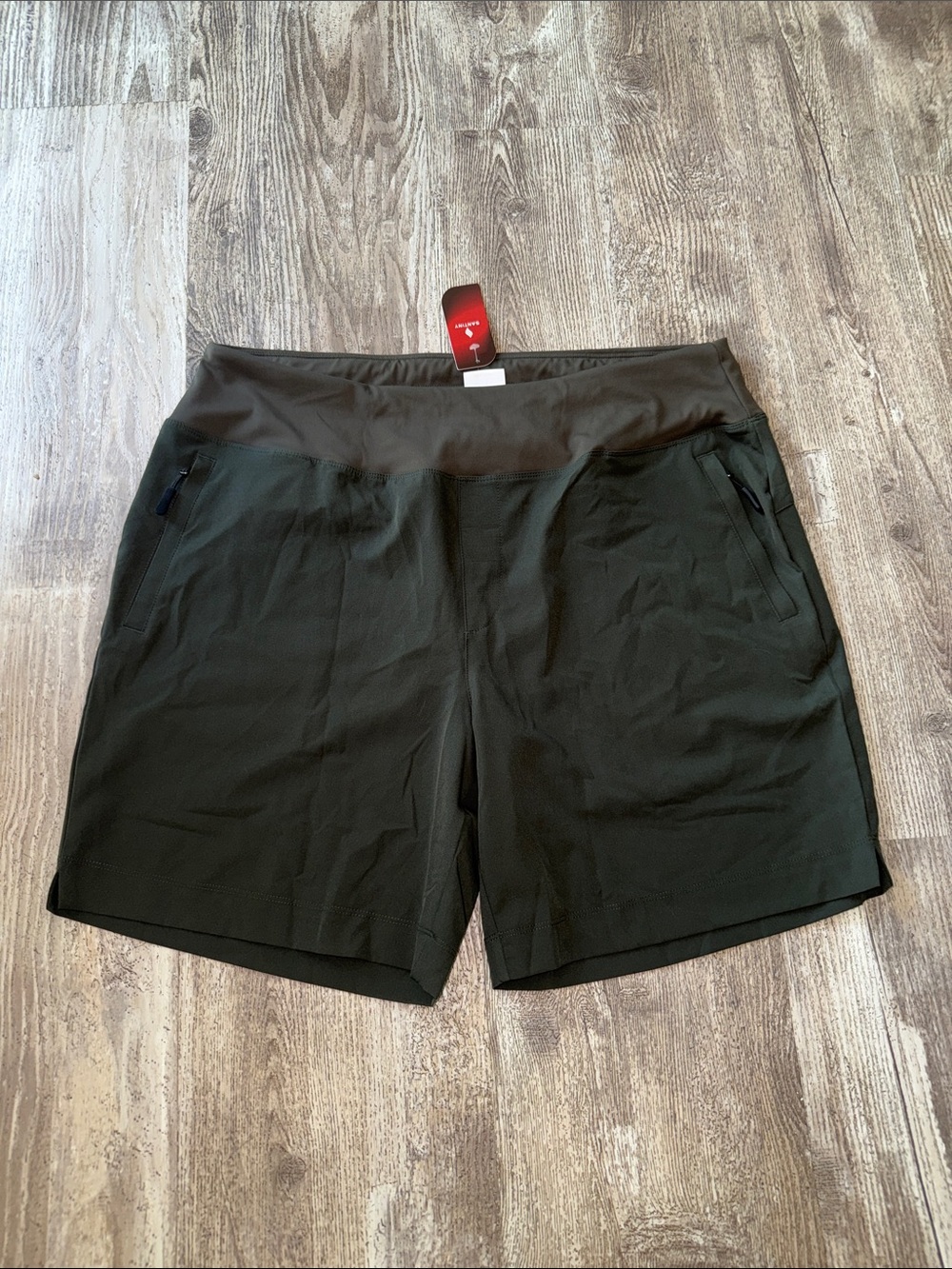 Women's Olive High-Waist Athletic Shorts with Zip Pockets